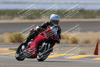 media/Oct-08-2022-SoCal Trackdays (Sat) [[1fc3beec89]]/Turn 14 (1050am)/